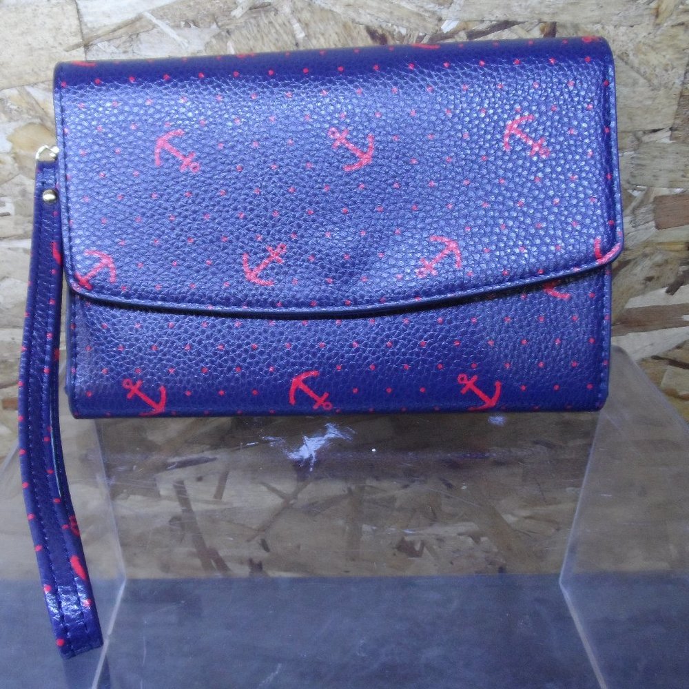 NWOT G.H. Bass & Co. Nautical Wristlet